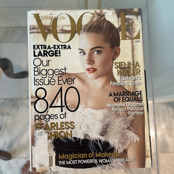RARE VOGUE 2007 840 pages sienna miller - Picture 1 of 5